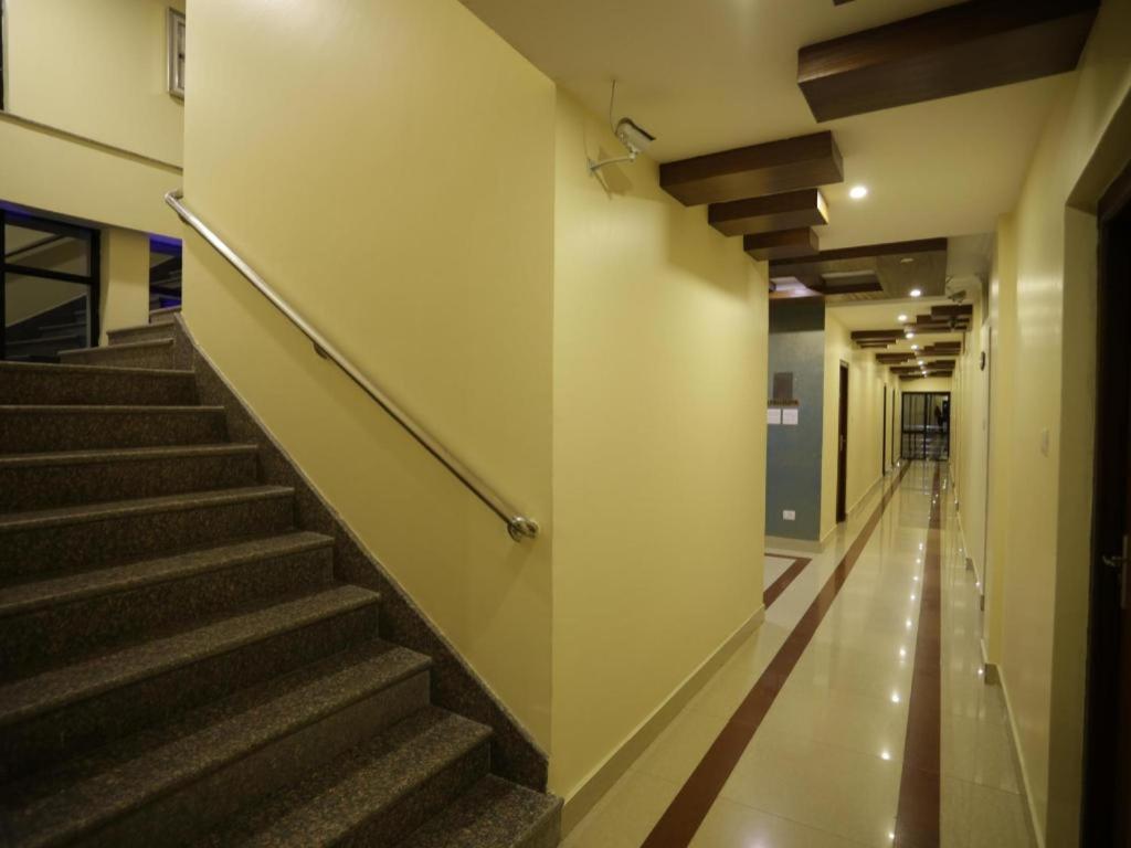 Mahadev Hotel Kathmandu Luaran gambar