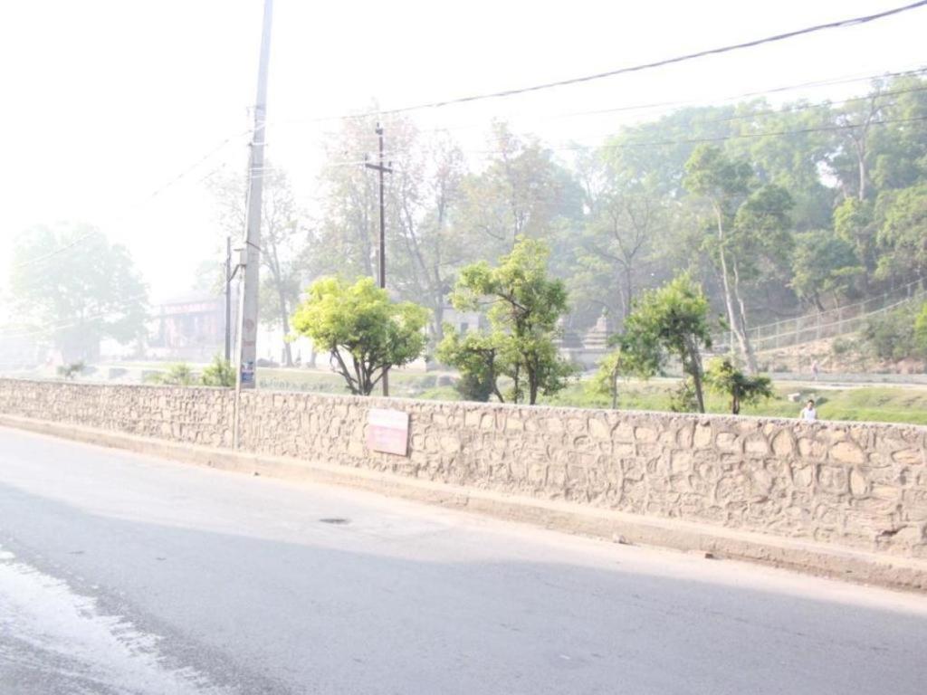 Mahadev Hotel Kathmandu Luaran gambar
